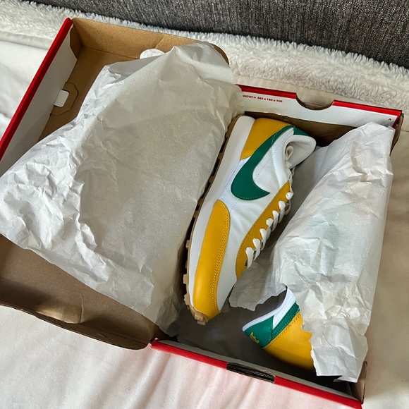 Size 7 - Nike Daybreak Yellow - DX3313-100 - Picture 5 of 6